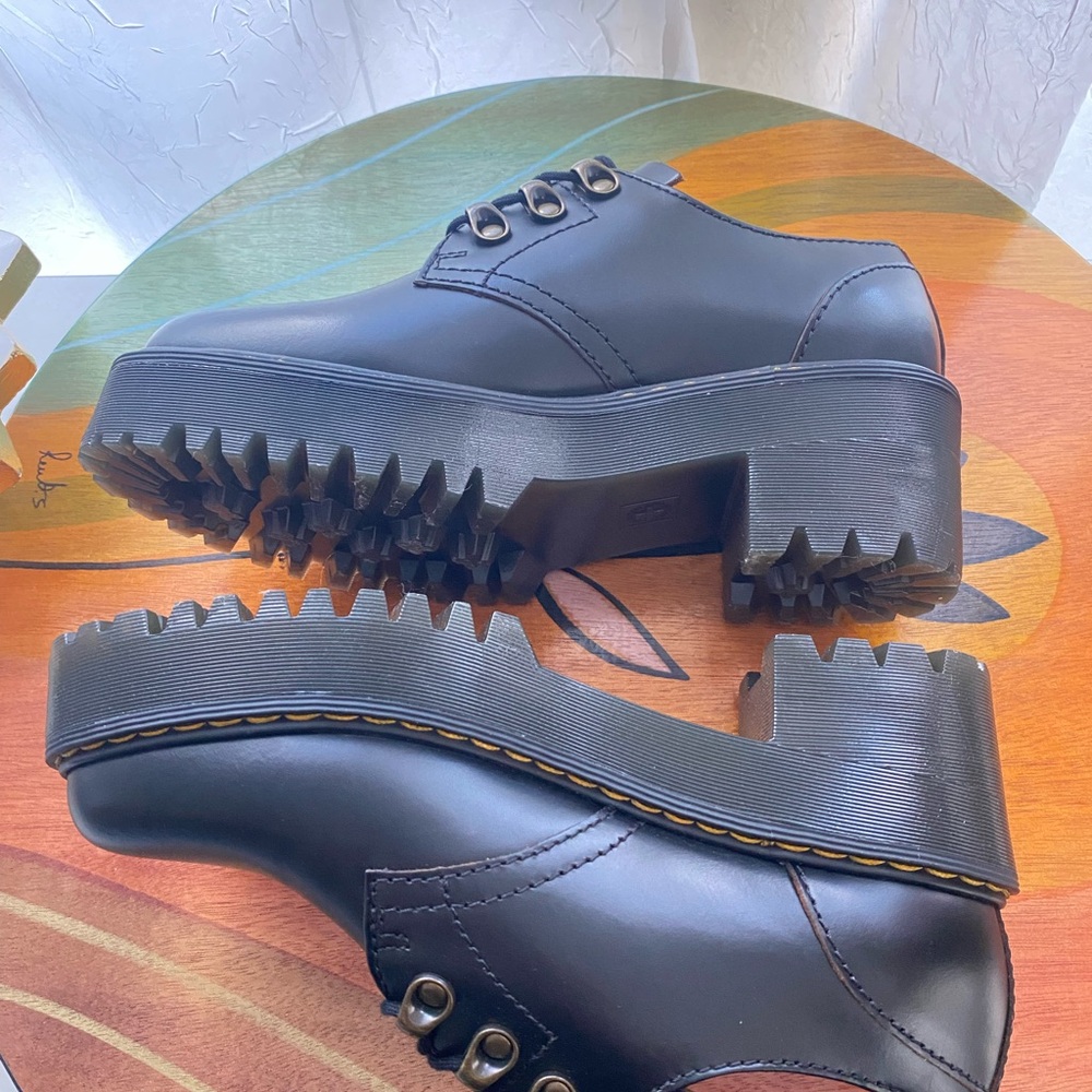 Dr. Martens Leona Smooth Leather Lo Platform Women’s Size 6 - Picture 5 of 16